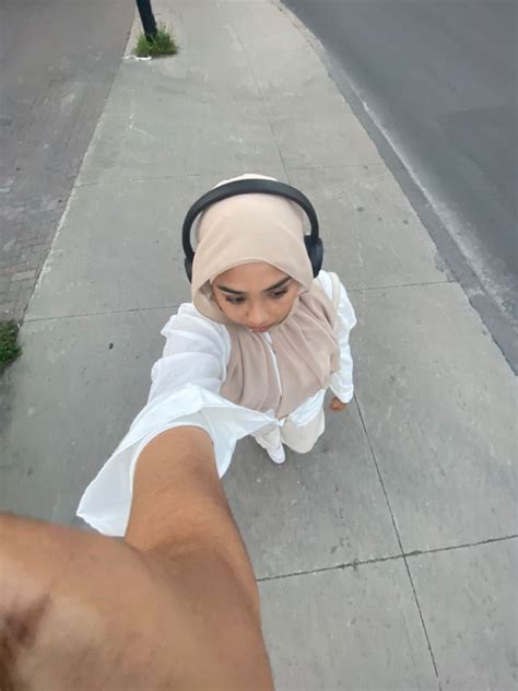 Pic Pose Photo Poses Korean Fashion Kpop Bts Hijabi Fits Hijabi Aesthetic Girl With