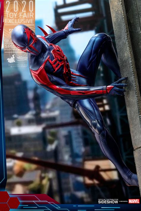 Hot Toys Spider Man Comic Con EXCLUSIVE Figure Up For Order