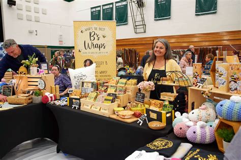 Craft And Collectable Show Photo Gallery Elmira Maple Syrup Festival