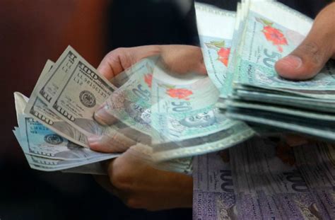 Ringgit Dibuka Rendah Berbanding Dolar As Klse Screener