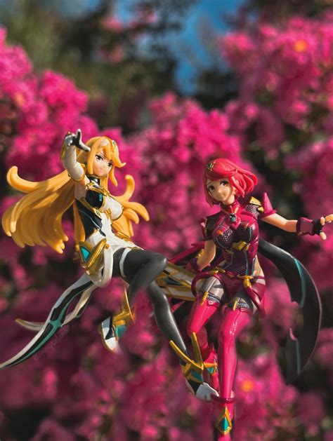 Oc Aegis Mythra And Pyra Amiibos Rxenobladechronicles