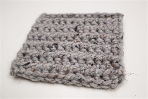 How to Yarn Over Slip Stitch - KnitcroAddict