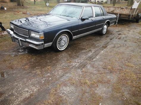 Purchase Used 1987 Chevrolet Caprice Classic LS Brougham Sedan 4 Door 5