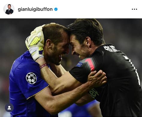 Chiellini Si Ritira Gli Omaggi Del Mondo Del Calcio