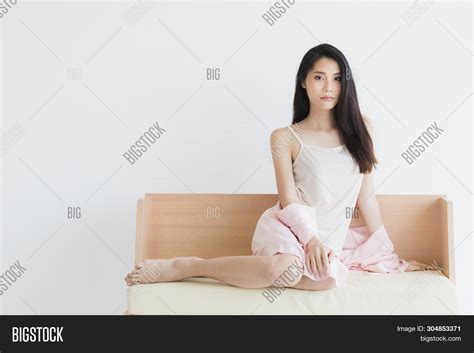 Sexy Asian Woman Model Image And Photo Free Trial Bigstock