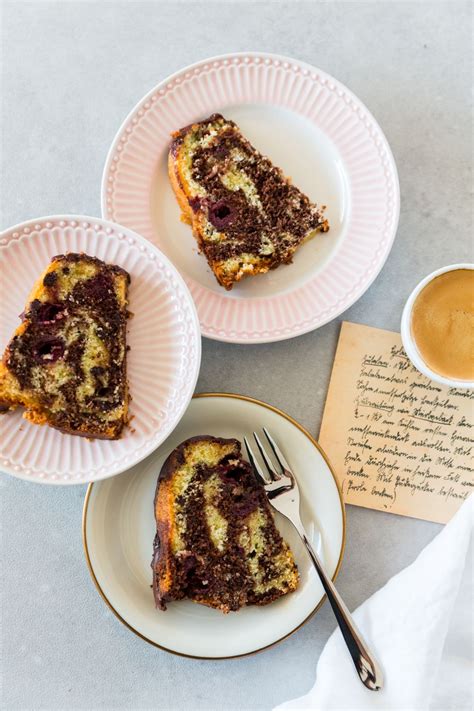 Saftiger Marmorkuchen mit Kirschen und Schokolade Schätze aus meiner