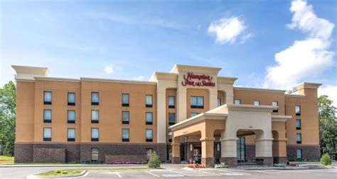 Hampton Inn and Suites Hotel in Manchester, Tennessee