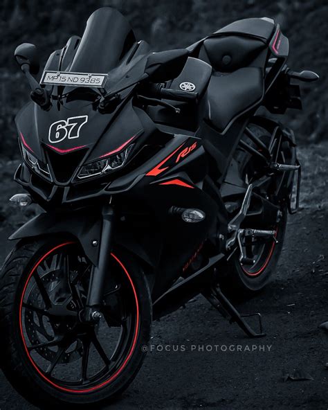 Yamaha R15 Black And Red