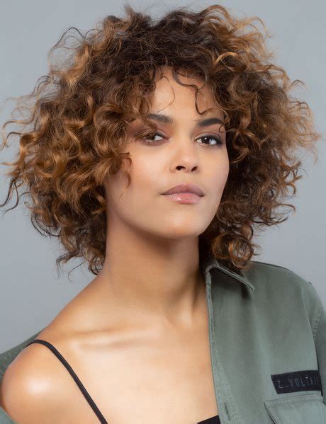 Coupe De Cheveux Hiver 2021 Femme