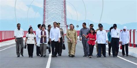 Jokowi Minta Pembangunan Pelabuhan Di Papua Barat Dipercepat