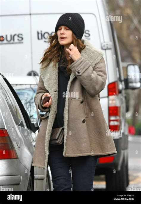 Keira Knightley James Righton Walking Banque De Photographies Et D