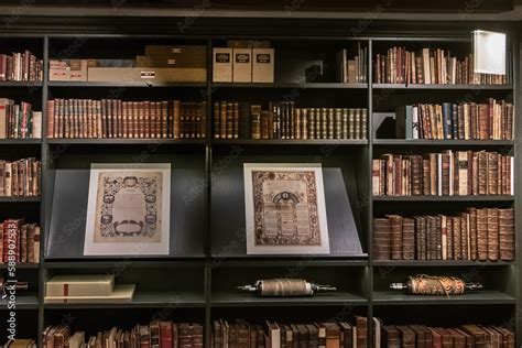 Foto De Interior Of The Portuguese Synagogue Or The Esnoga Or Snoge