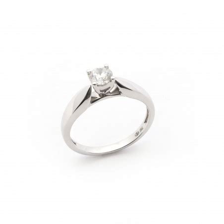 Solitaire Carador Diamant 0 40 Cts Serti Griffe Or Blanc 750 00