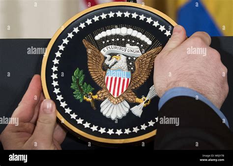 Presidential Seal Podium Hi Res Stock Photography And Images Alamy