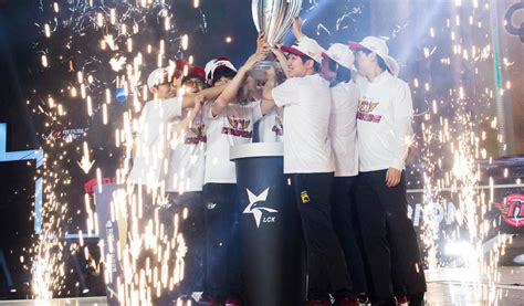 Lck Yaz Mevsimi Ampiyonu Skt Oldu Flank Esports Yeni Nesil Espor