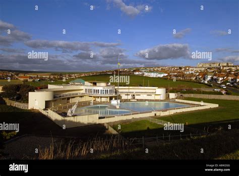 The art-deco Saltdean Lido in East Sussex Stock Photo - Alamy