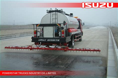 Hot Selling 3000L 5000L Customer Isuzu Ordinary Asphalt Distributor