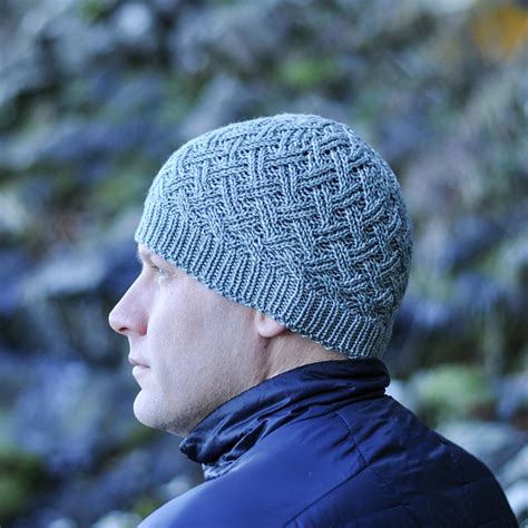 Ravelry Thicket Toque Pattern By Catherine Knutsson