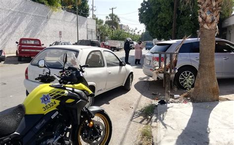 En Torre N Conductora Se Pasa Alto Y Provoca Accidente En El Centro