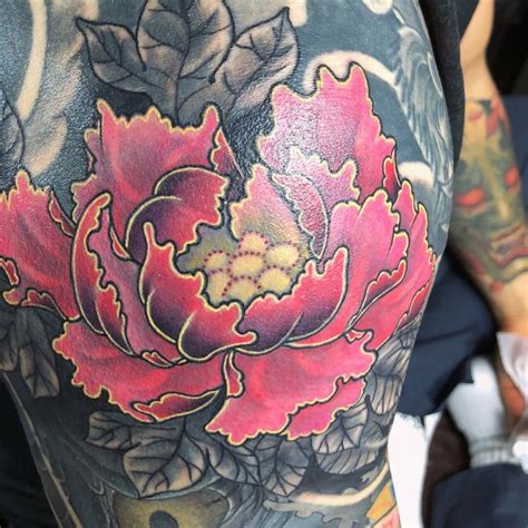 Pin by Tôn Nguyễn Công on hoa mẫu đơn | Body tattoos, Irezumi, Tattoos