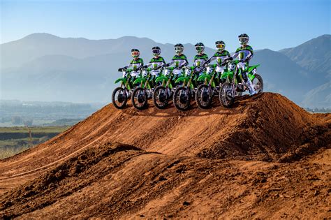 Photo Gallery Monster Energy Pro Circuit Kawasaki Team Shoot