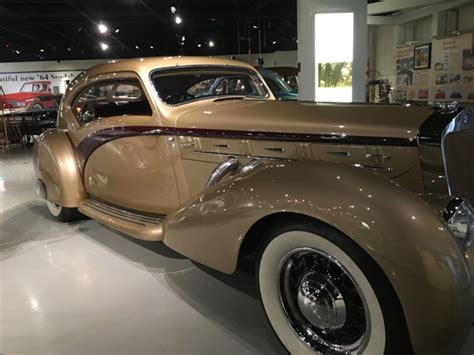 'Streamlined: Style in Motion' at the Studebaker National Museum - Old ...