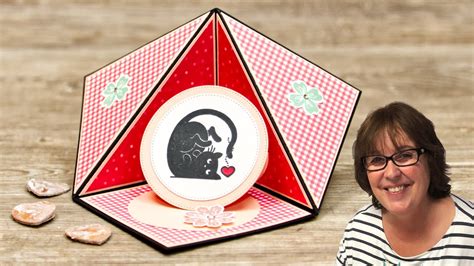 Triangle Corner Pop Up CardBesondere Kartenform mit SpaßeffektStampin