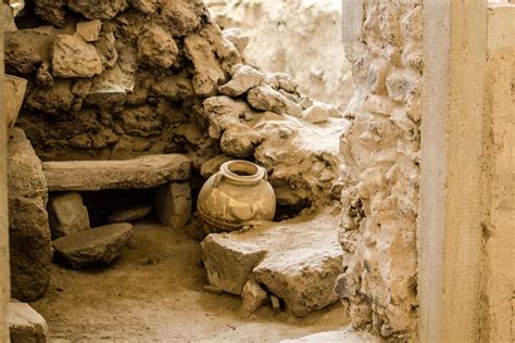 Excursi N Al Yacimiento Arqueol Gico De Akrotiri Santorini