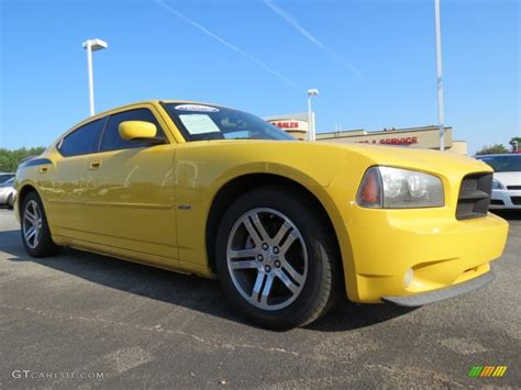 Top Banana Yellow 2006 Dodge Charger Rt Daytona Exterior Photo