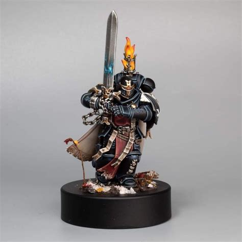 Pin by Nunya Biznus on 40k-Black Templars | Warhammer 40k miniatures ...