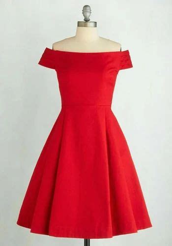 Plain Red One Piece Dress at ₹ 1200/piece in Agra | ID: 19367831562