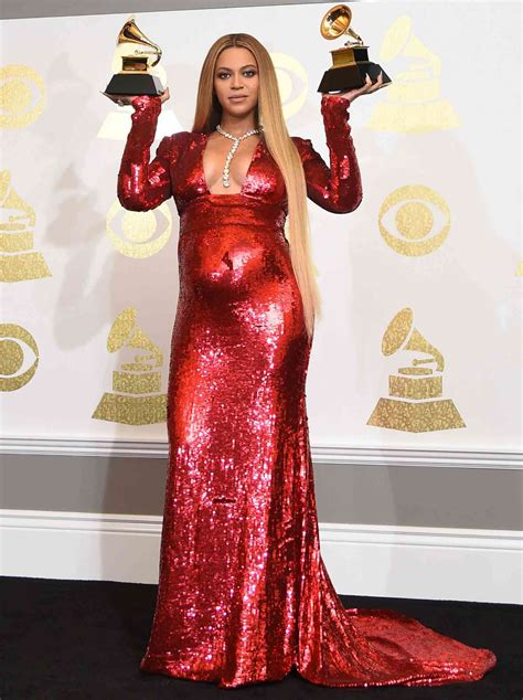 Beyonce 2021 Grammys Outfit Details