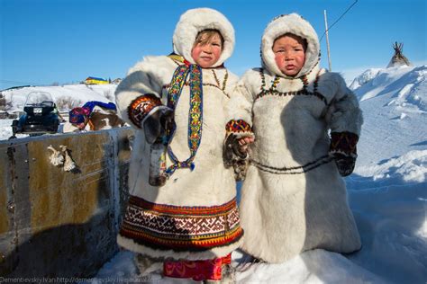 Nenets Children Yamal Russia Photographer Ivan Dementievsky Nenets