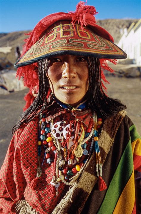 Stunning Portraits that Show the Cultural Diversity of the Himalayas ...