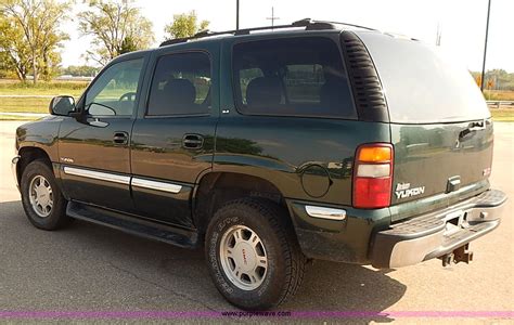 2001 Gmc Yukon Sle Suv In Manhattan Ks Item J3054 Sold Purple Wave