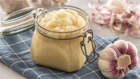 How To Store Chopped Garlic Storables