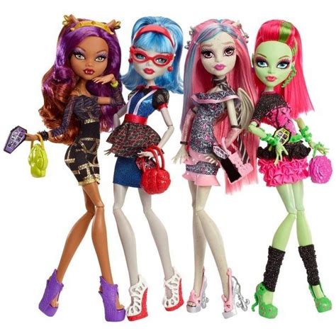 Набор из 4 кукол MONSTER HIGH Ночь монстров - Рошель, Клодин, Гулия ...