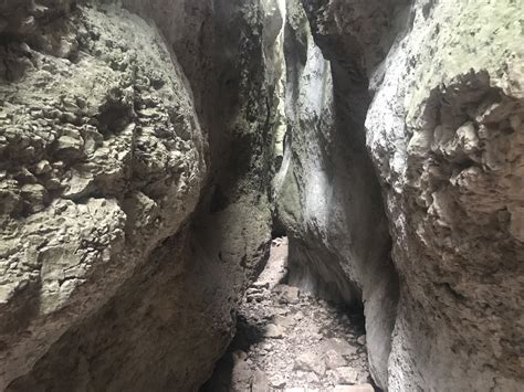 Gorges de Régalon Randonnée Luberon Cheval Blanc