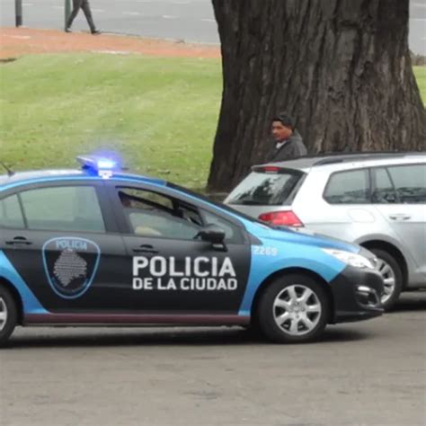 Palermo un adolescente de 17 años fue detenido acusado de intentar