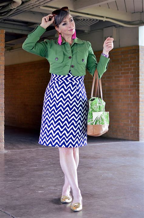 Stylish Spring Outfit: Green, Navy, and Pink