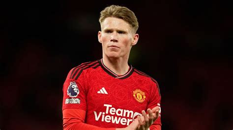 Scott Mctominay Napoli Sign Midfielder From Manchester United In Deal