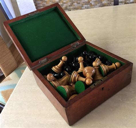 Aques Staunton Chessmen Small Club Size Chess Antiques