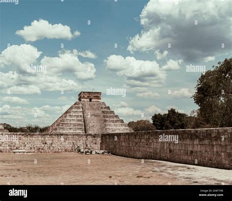 A scenic view of the Mesoamerican pyramids Stock Photo - Alamy