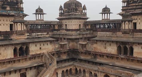 Orchha Fort Complex Discover India