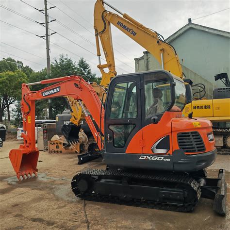 Secondhand Doosan Dx60 Crawler Digger Excavator Chinese Used Machinery