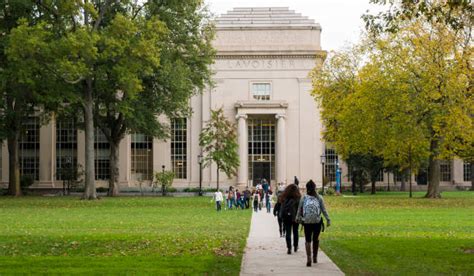 A Complete Guide to MIT Admission Requirements for Aspiring Students