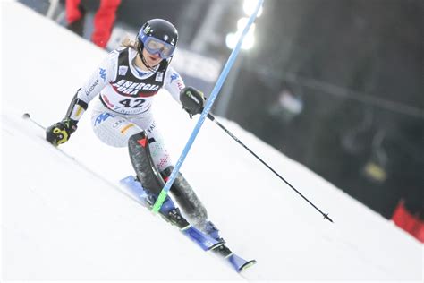 Sci Alpino Coppa Del Mondo Levi Le Azzurre Presenti Allo Slalom