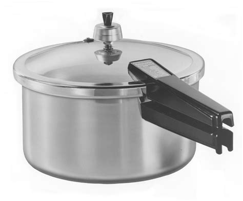 4-Quart Stainless Steel Pressure Cooker - Pressure Cookers - Presto®