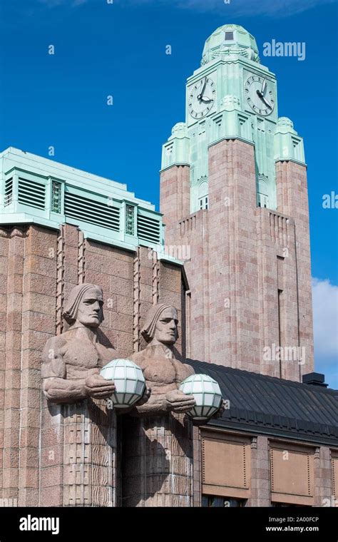 Torchbearers Statues Of Emil Wikstrom Clock Tower Main Station