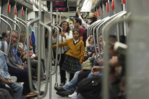 Pabel Muñoz o que hay que mejorar del Metro de Quito para su funcionando